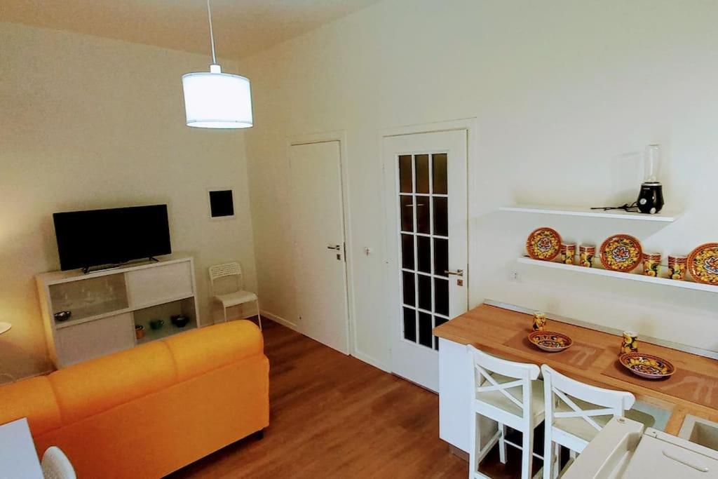 Andromeda Apartment Syracuse ภายนอก รูปภาพ